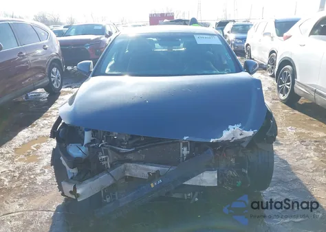 2018 Hyundai Ioniq Hybrid Blue из США, поврежденный, VIN KMHC65LC8JU073332